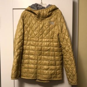 North Face Girls quilted jacket